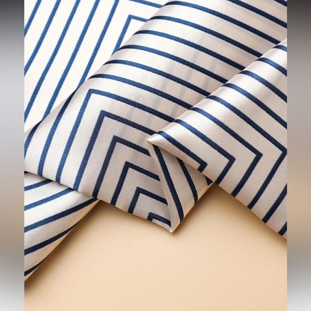 Striped Scarf P75 - Picture 3 of 6